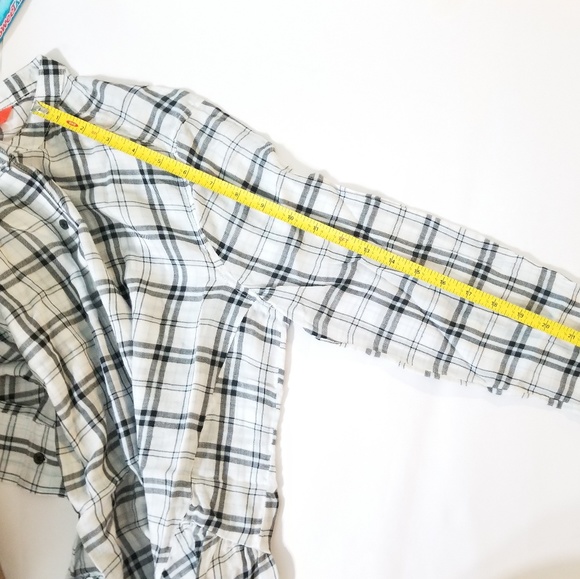 Back Peplum Plaid Blouse - Picture 5 of 8